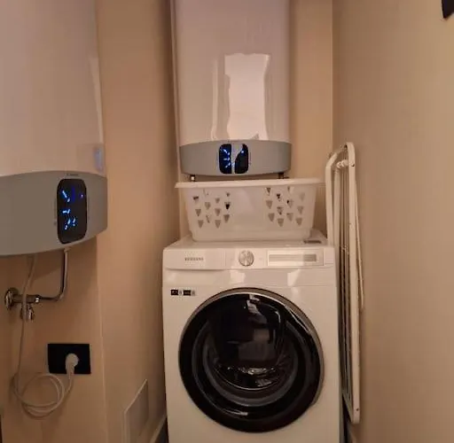 Elegante In Centro Q434 דירה *