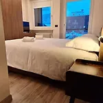 Апартаменти Elegante In Centro Q434
