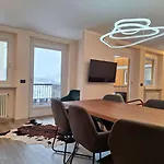 Апартаменти Elegante In Centro Q434 *